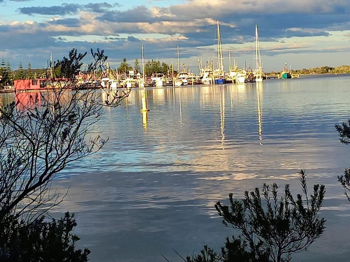 Heyfield Motel And Apartments Lakes Entrance Luaran gambar