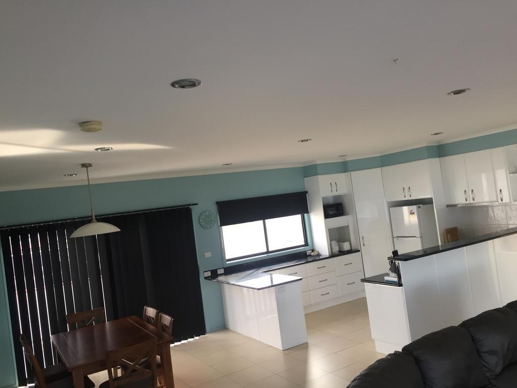 Heyfield Motel And Apartments Lakes Entrance Luaran gambar